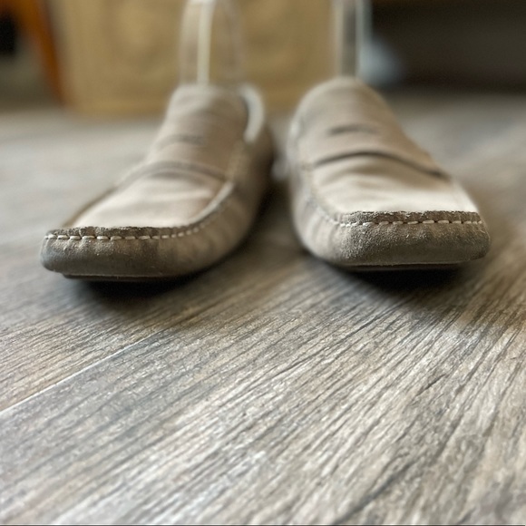 Men’s Suede driving Loafer - Picture 3 of 8